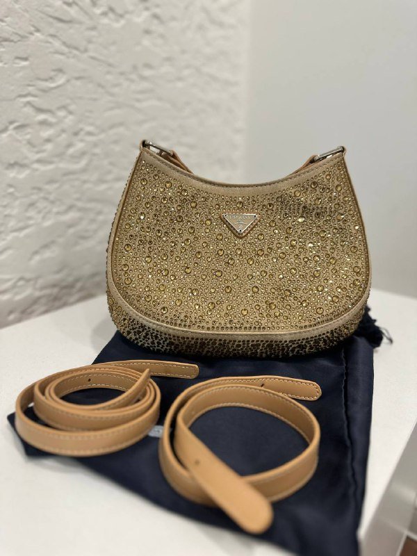 Сумка Hermes kelly, Miu Miu, Gucci, Prada 3