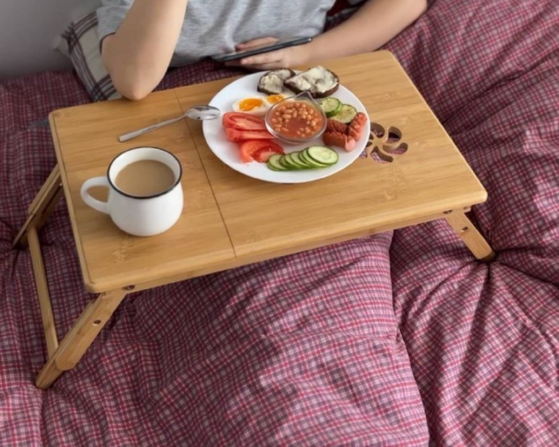 Удобный складной столик из Jysk