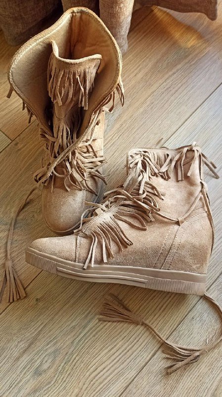 ботинки, жилет, плащ, пальто, шапка, механизмы для часов 3