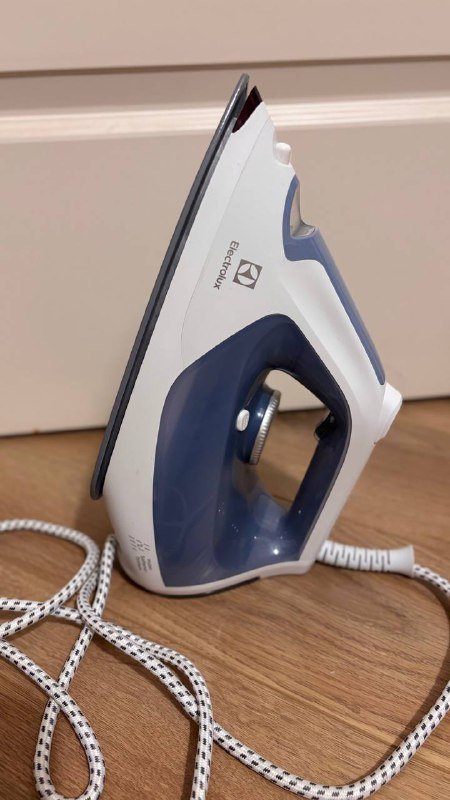 Утюг Electrolux Е7SI1 4