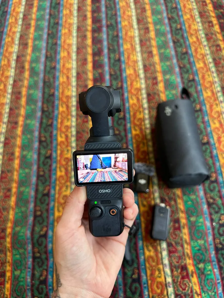 DJI Osmo Pocket 3 Creator Combo 1