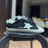 Golden Goose SSTAR, парфюм Paco Rabanne Invictus 1