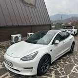 Tesla Model 3 Long Range Dual Motor 1