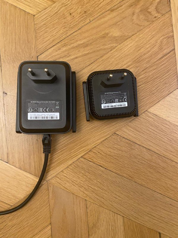 Xbox S, WiFi повторители от Xiaomi, аккумуляторы и зарядник, мышка 2