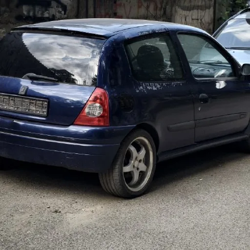 Renault Lutecia Sport 2001