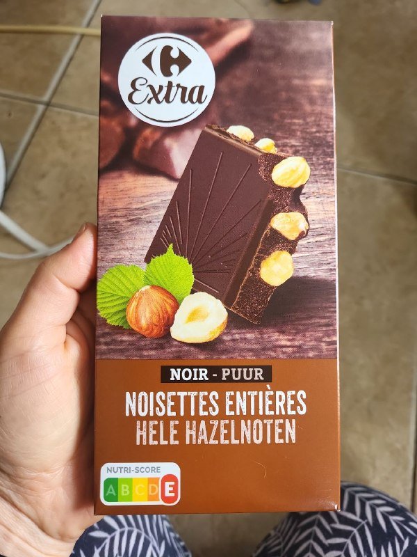 Шоколад 200 гр, Кроссовки 45рр, Коврик конструктор, Чемодан огромный, Лежанка подушка, Спортивные майки, Кухонные полотенца, Шопер, Маленькие полотенца