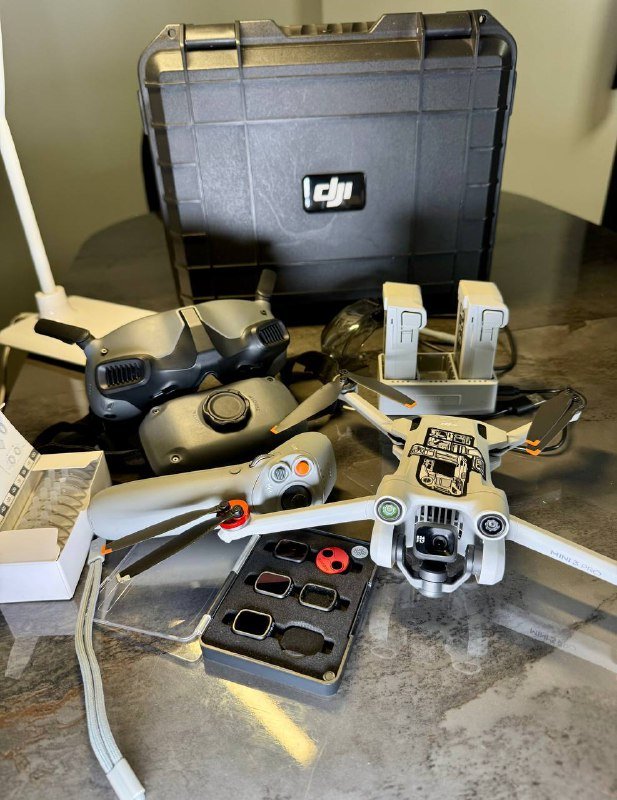 Дрон Dji mini 3 pro, очки DJI Goggles N2, пульт DJI RC Motion 2 2