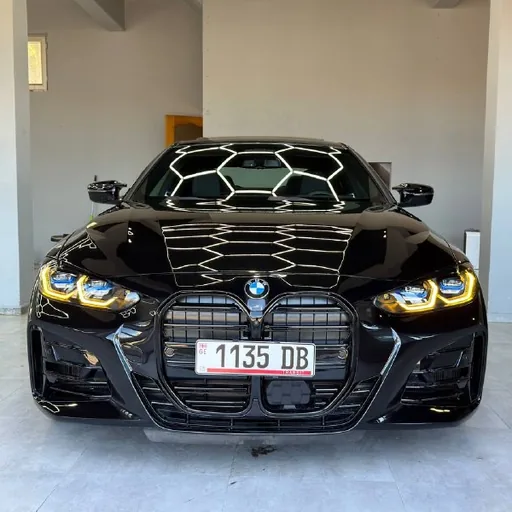 BMW M440i