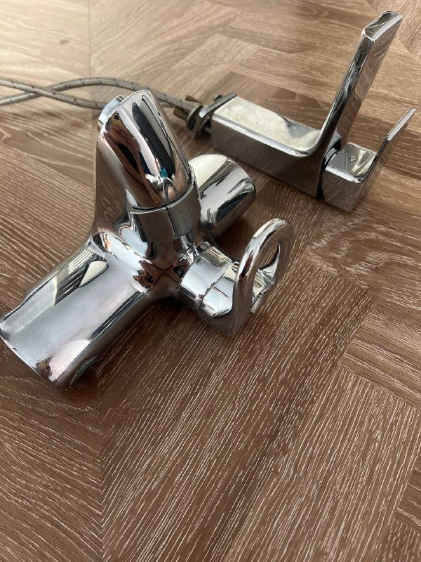 Краны ЕСА и Grohe, б/у, в рабочем состоянии