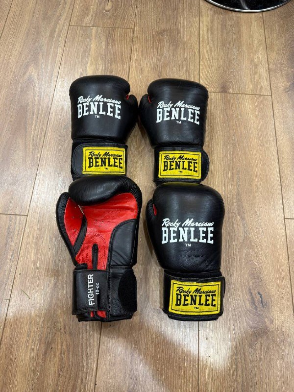 Кожаные боксерские перчатки 10-oz