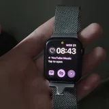 Apple Watch SE (2) с царапиной на стекле 2