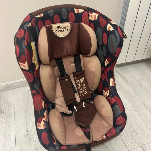 Детское автокресло с положением лежа до 18 кг