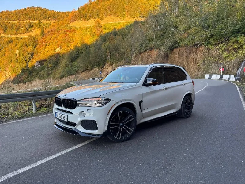 BMW X5 F15 2014 года, 3.0 бензин Twin Turbo 1