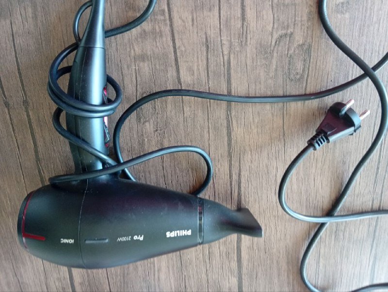 Мощный фен Philips