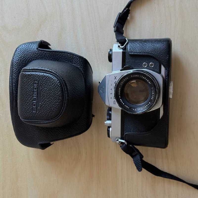 Фотоаппарат Pentax SP500 с объективом Super-Takumar 55mm f/2 4