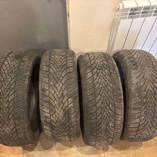 Зимние колеса 205/50 R17