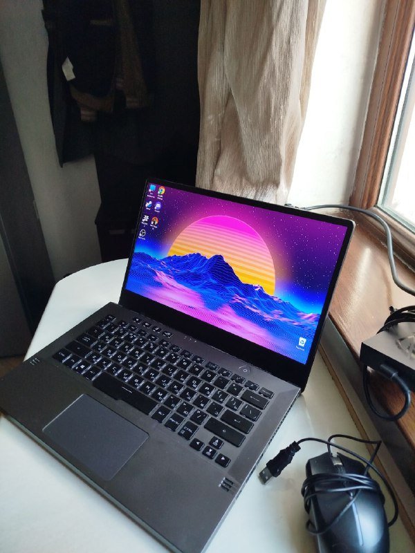 Ноутбук Asus ROG Zephyrus G14, мышь, зарядник 2