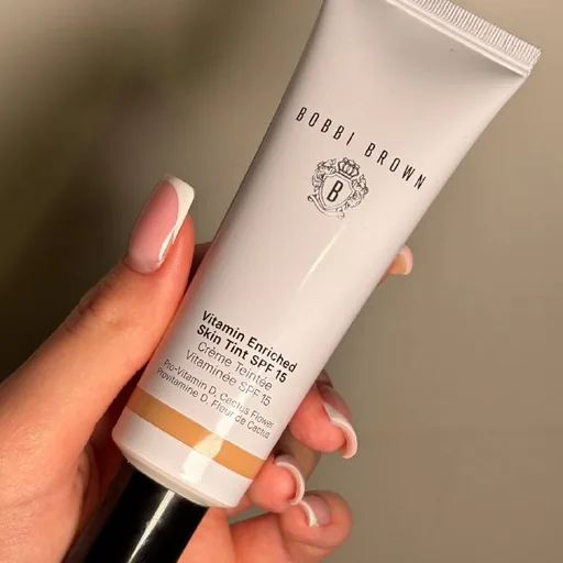 Тональный крем Bobbi Brown, light 3