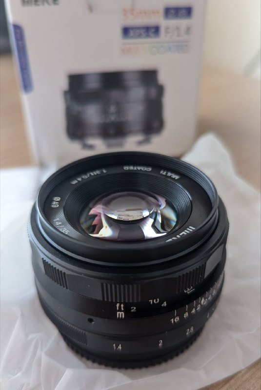 Объектив Meike 35mm f1.4 для Micro 4/3