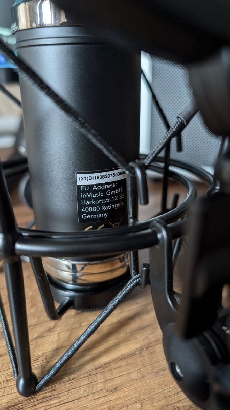 Ленточный микрофон Marantz MPM-3500R с кейсом 3