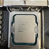 Intel i5-12600K, ASRock Z790 PG RIPTIDE, Kingston DDR5 32GB 3