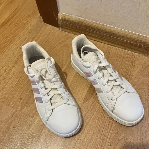 Кроссовки Adidas