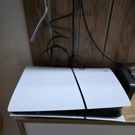 PS5 Slim, 2 DualSense