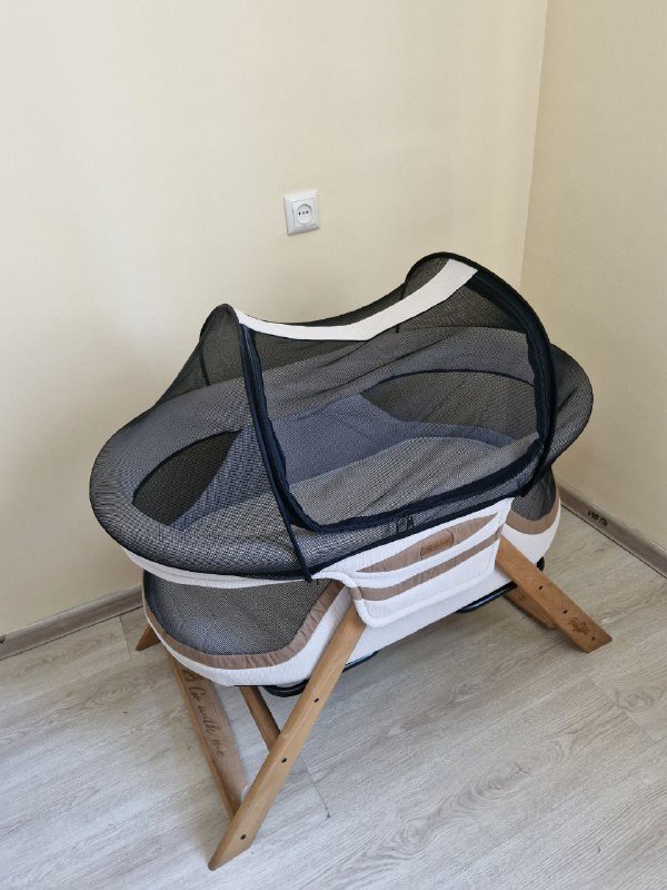 Детская прикроватная складная деревянная колыбель Pierre Cardin Violet 2