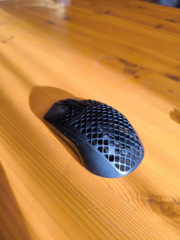 SteelSeries Aerox 3 мышь 8