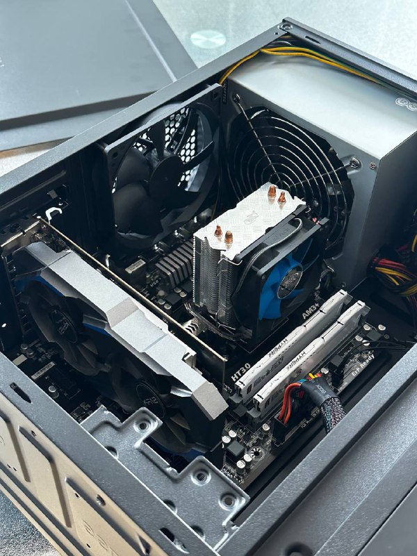 Стационарный ПК комплект: системный блок, монитор, мышь, клавиатура 2