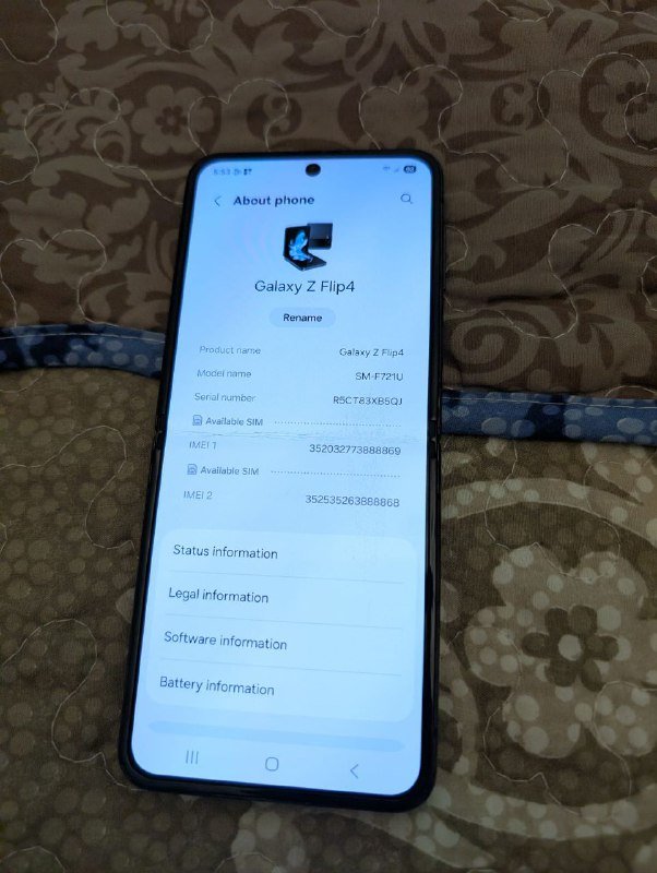 Samsung Galaxy Z Flip 4 3