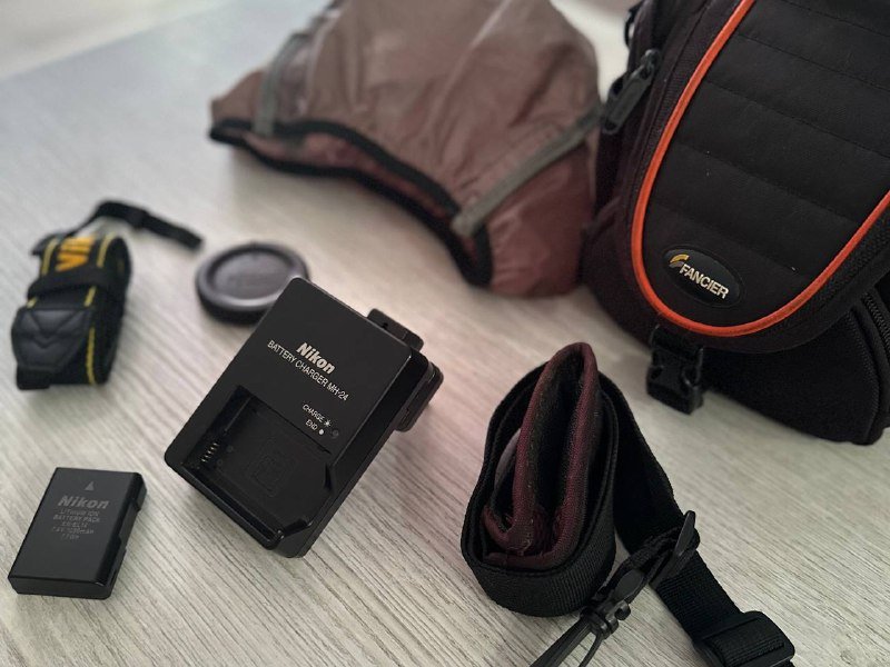 Nikon D3100 фотоаппарат с аксессуарами 2