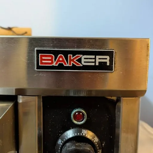 Профессиональная подовая печь BAKER для пиццы и выпечки