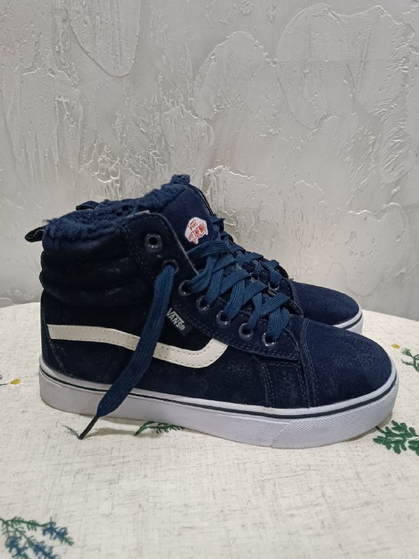 теплые ботинки, утеплённые кеды, зимние сапожки для детей 3