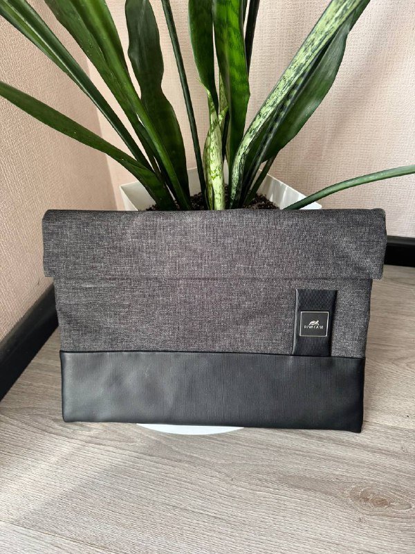 Чехол для ноутбука Rivacase 13-14 дюймов