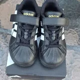 Детские кроссовки Adidas 4