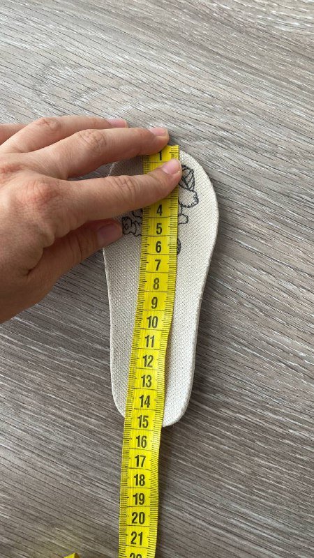 Резиновые сапоги, теплые сапожки и непромокаемый комбез с варежками 5