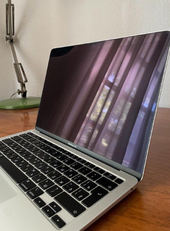 Macbook Air 13 M1 16GB 256GB 2