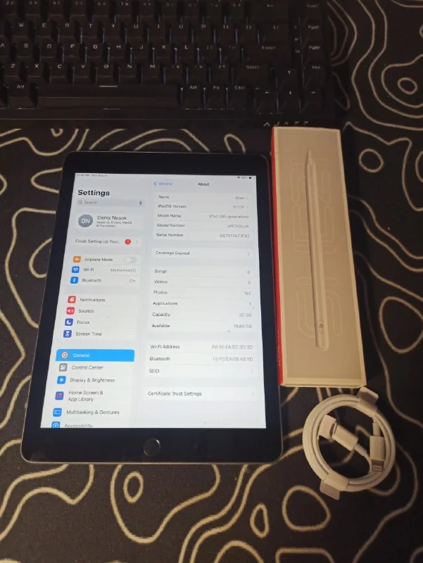 Планшет Apple iPad 6 32 Гб 1