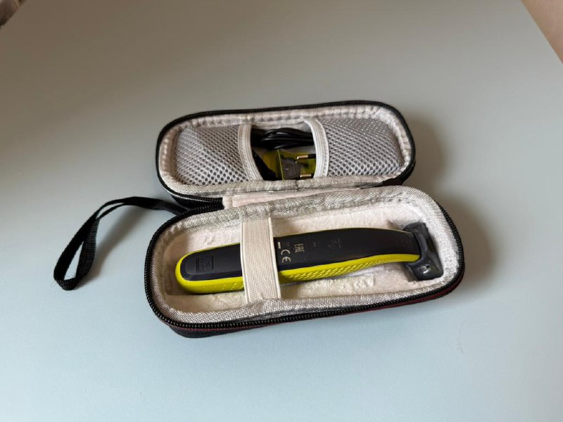 Второй экран 15.6", зарядное 140w, 4G модем, ключ динамометрический, бритва Oneblade, набор трещоток, микрофон BOYA, зарядное 20w 7