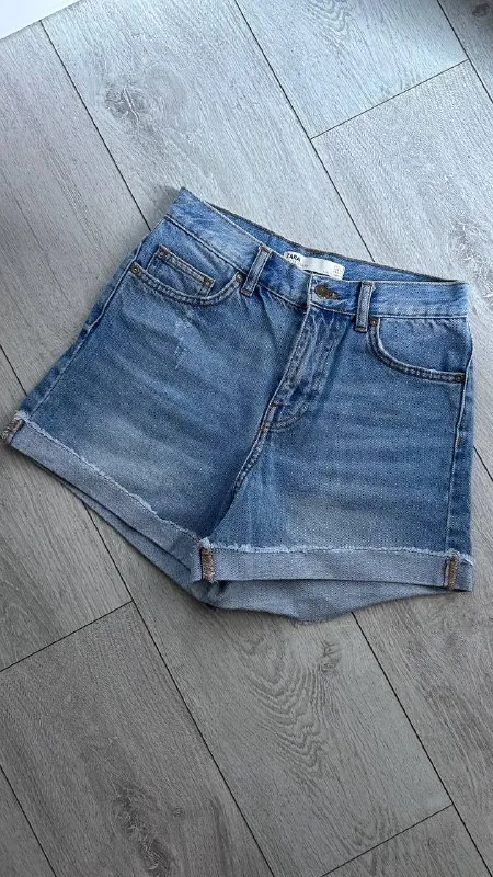 Three pairs of women's shorts XS 1