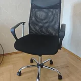 Стол, офисное кресло 1