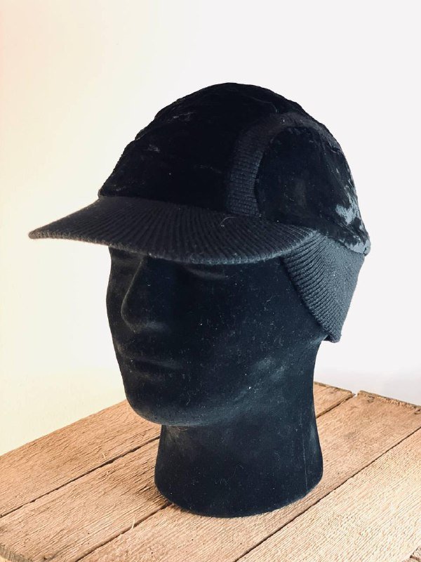 Зимняя кепка-ушанка Emporio Armani