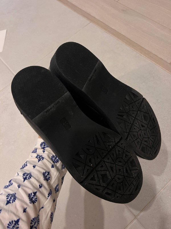 Кожаные лоферы Bata 3