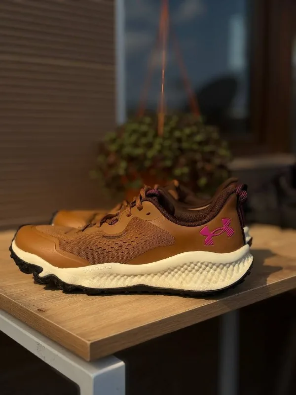 Трекинговые кроссовки Under Armour Women's Charged Maven Trail Running Shoes 1