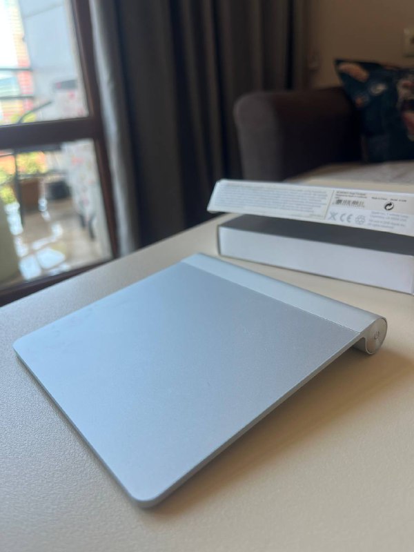 Apple Magic Trackpad 2