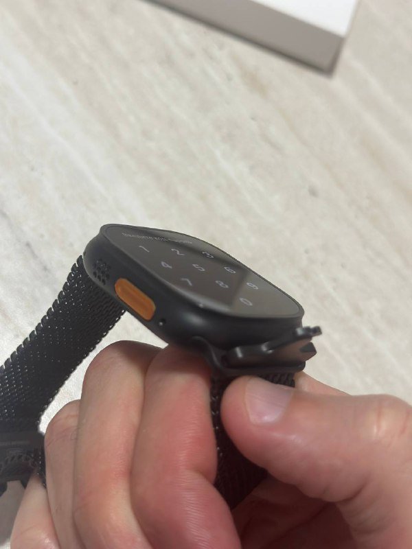 Apple Watch Ultra 2 GPS+Cellular Black Titanium 2