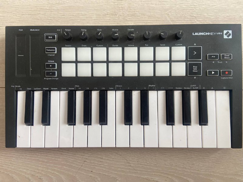 Novation launchkey mini mk3