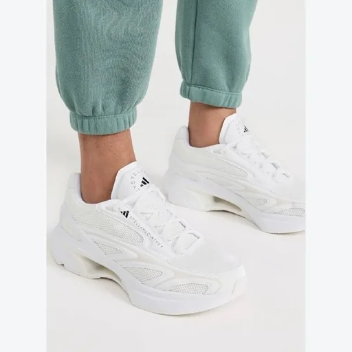 Белые кроссовки Adidas, размер 38