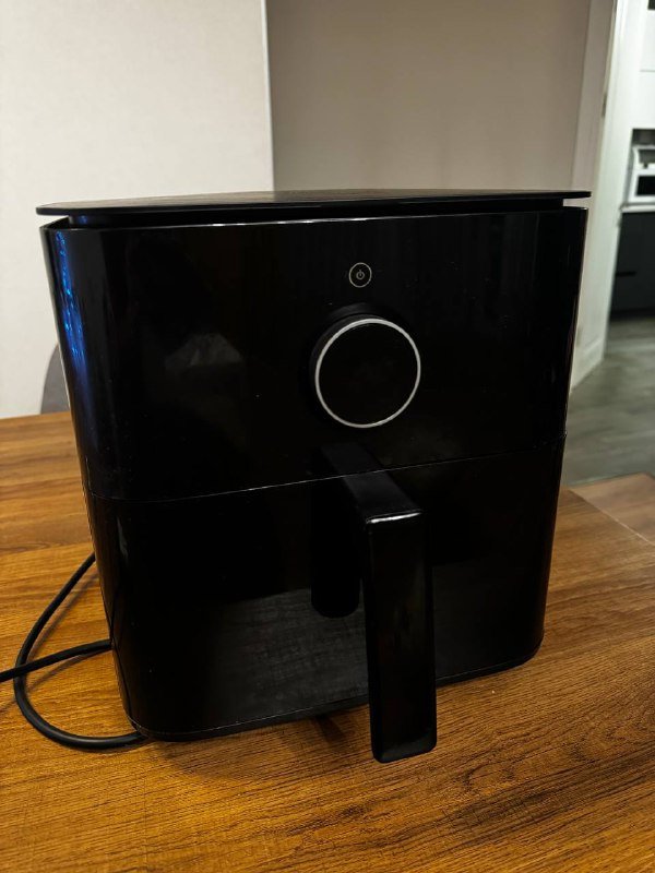 Монитор Xiaomi, компьютерный стол, клавиатура, стул, аэрогриль, робот пылесос 7